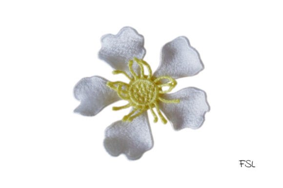 Jasmine Brooch: A Seasonal Embroidery Gem
